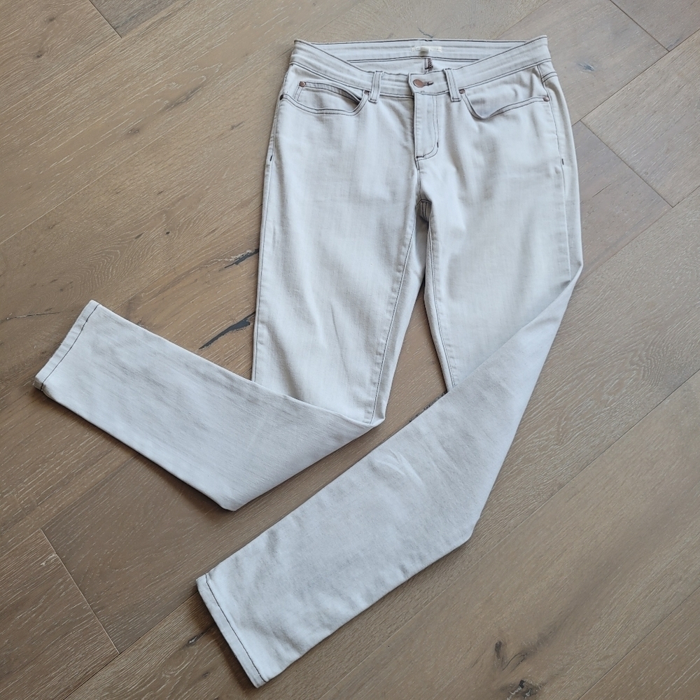 Eileen Fisher Jeans Women's sz 8 Mid Rise Skinny Jeans Lightweight/Stretch Pant